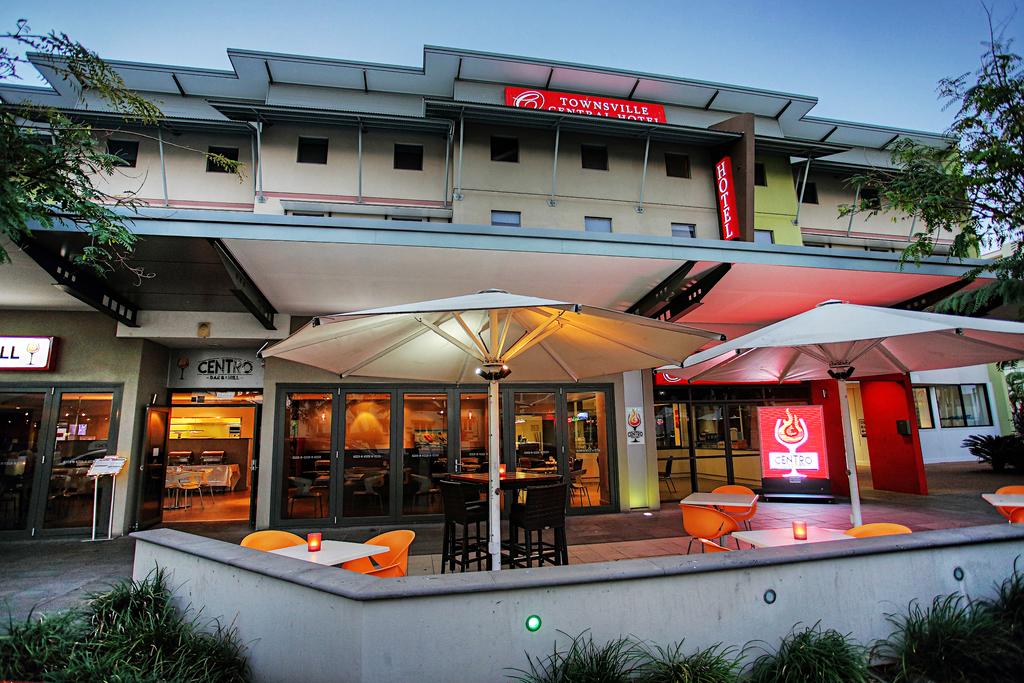 Castle Hill QLD Accommodation Ballina