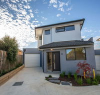 Trendy sweet home 4BedsBlackburn South - Accommodation Ballina