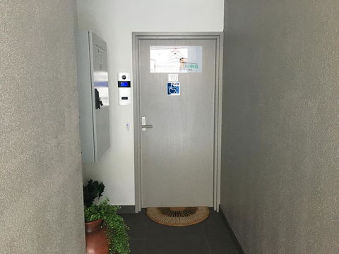 U201 Brunswick Living Brand New Deluxe Balcony Upper Floor Apartment Close To Airport And CBD - Accommodation Ballina 1