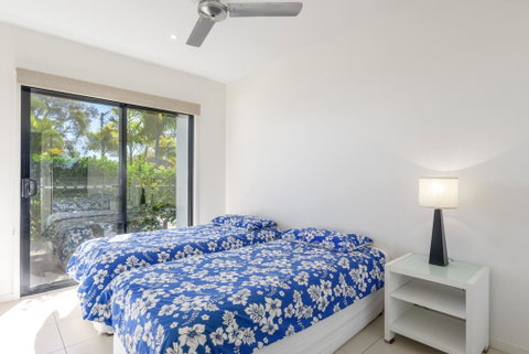 Unit 5 Rainbow Surf - Modern, Double Storey Townhouse With Large Shared Pool, Close To Beach And Shop - Accommodation Ballina 3