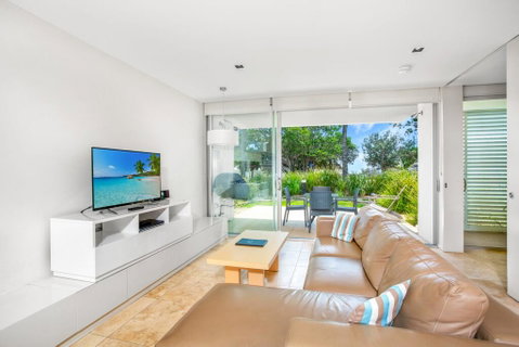 Unit 8 Plantation Resort - Rainbow Beach, Plantation Resort, Air Conditioned, Pool And Outdoor Spa - Accommodation Ballina 3