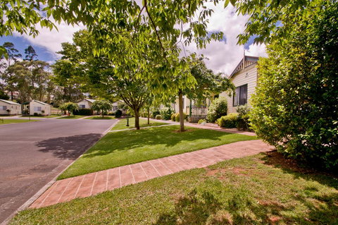 Warragul Gardens Holiday Park - Accommodation Ballina 1