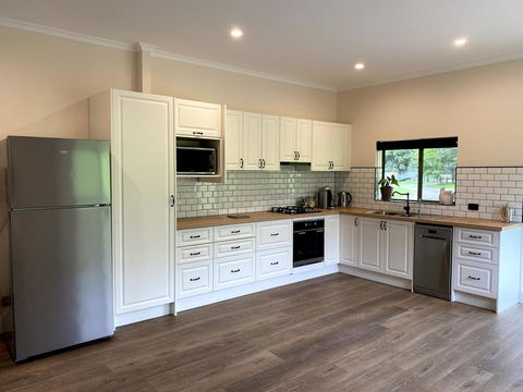 Waterfall Unit Farm Stay - Accommodation Ballina 2
