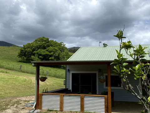 Waterfall Unit Farm Stay - Accommodation Ballina 1