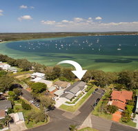 Waterfront Serenity - Luxury home with Grand Views - Accommodation Ballina