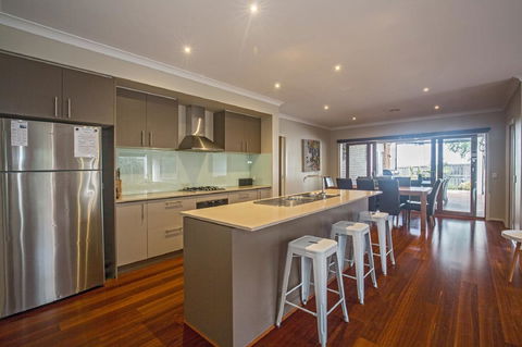Nautical Rise Torquay - Accommodation Ballina 3