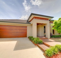 Newington Lakehouse - Accommodation Ballina