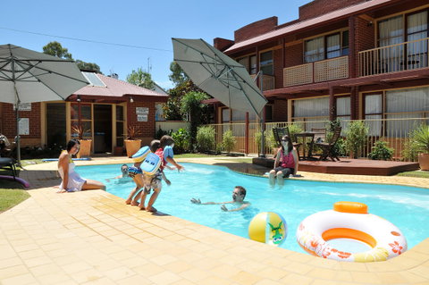 National Hotel Complex Bendigo - Accommodation Ballina 12