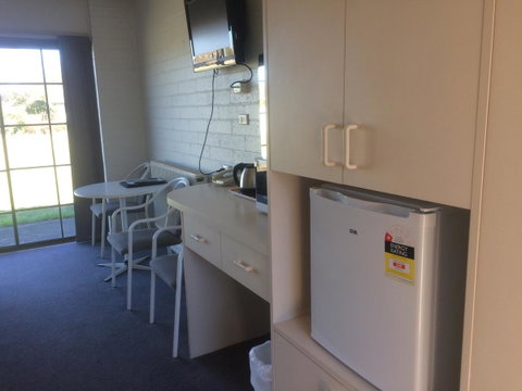 Ambassador Motor Inn - Accommodation Ballina 8