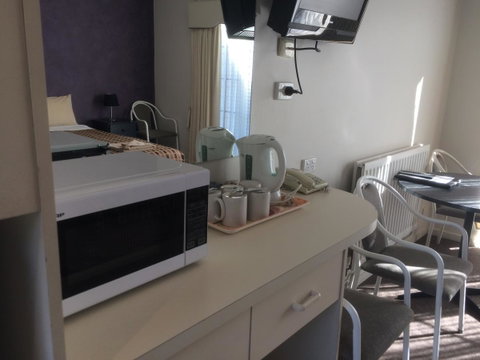 Ambassador Motor Inn - Accommodation Ballina 3