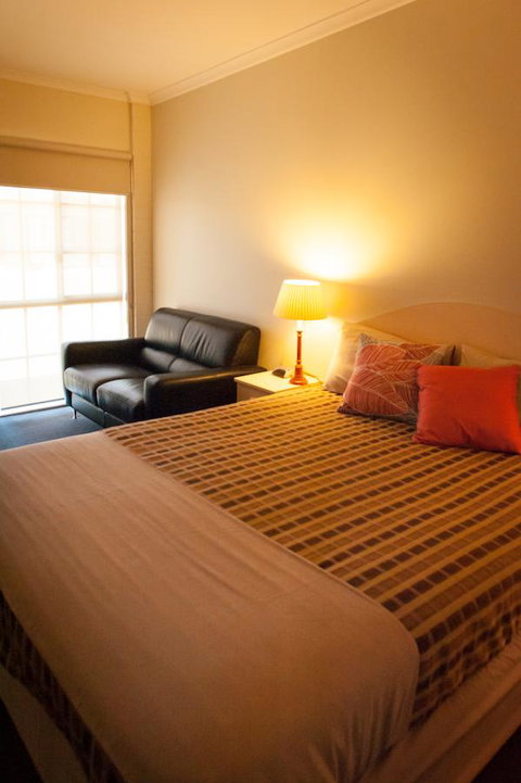 Ambassador Motor Inn - Accommodation Ballina 34
