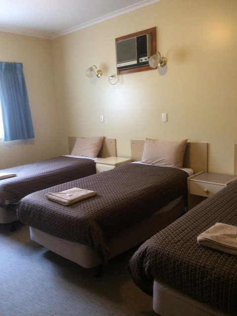 Ambassador Motor Inn - Accommodation Ballina 25