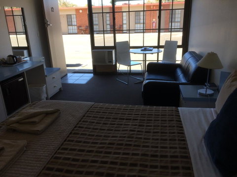Ambassador Motor Inn - Accommodation Ballina 24
