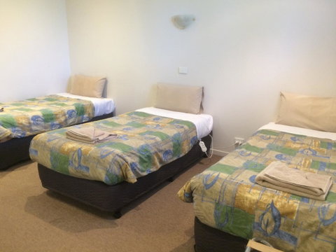 Ambassador Motor Inn - Accommodation Ballina 1