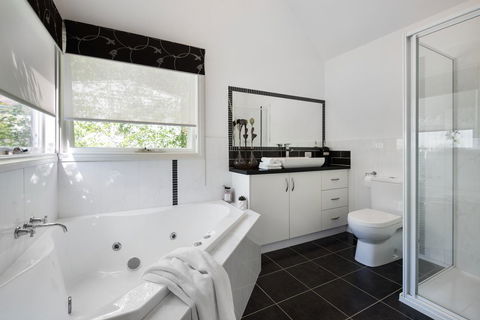 Cottage 4A - Accommodation Ballina 8