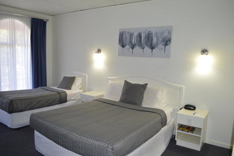 Cathedral Motor Inn - Accommodation Ballina 9