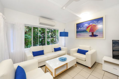By The Sea Port Douglas - Accommodation Ballina 0