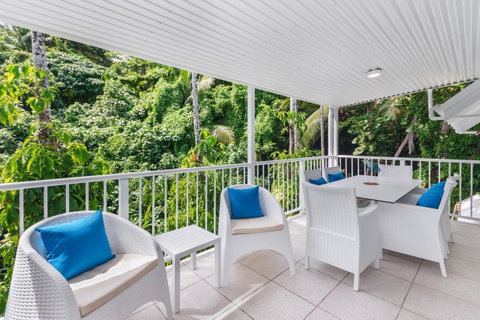 By The Sea Port Douglas - Accommodation Ballina 7