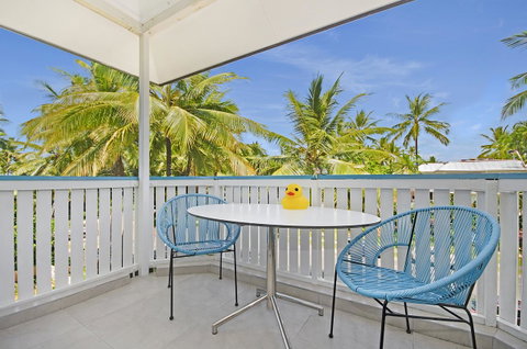 By The Sea Port Douglas - Accommodation Ballina 16