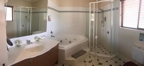 The Bearded Dragon Boutique Hotel - Accommodation Ballina 5