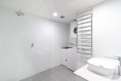 The White House Port Douglas - Accommodation Ballina 30
