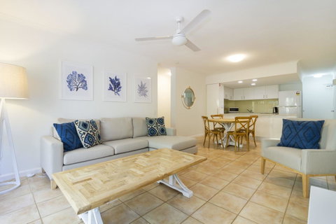 The White House Port Douglas - Accommodation Ballina 28