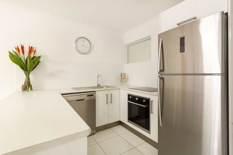 The White House Port Douglas - Accommodation Ballina 11