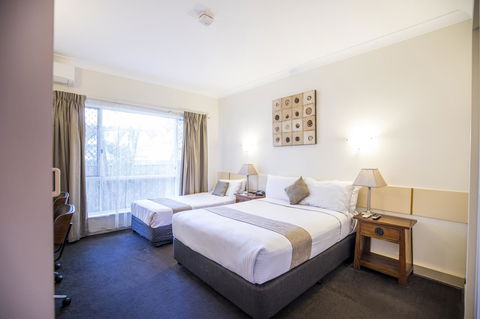 Emerald Maraboon Motor Inn - Accommodation Ballina 41