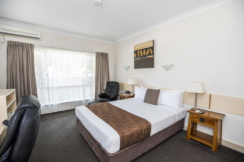 Emerald Maraboon Motor Inn - Accommodation Ballina 37