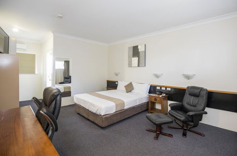 Emerald Maraboon Motor Inn - Accommodation Ballina 33