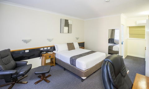 Emerald Maraboon Motor Inn - Accommodation Ballina 23