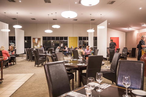 Emerald Maraboon Motor Inn - Accommodation Ballina 14