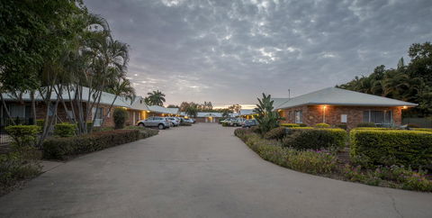 Emerald Maraboon Motor Inn - Accommodation Ballina 8