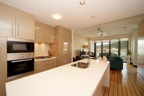 The Boathouse Apartments - Accommodation Ballina 11