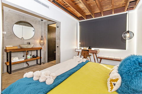 The Pink Hotel Coolangatta - Accommodation Ballina 19