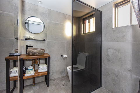 The Pink Hotel Coolangatta - Accommodation Ballina 14