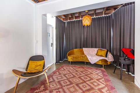 The Pink Hotel Coolangatta - Accommodation Ballina 29