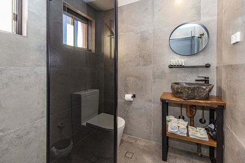 The Pink Hotel Coolangatta - Accommodation Ballina 25