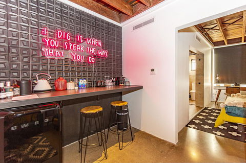 The Pink Hotel Coolangatta - Accommodation Ballina 20