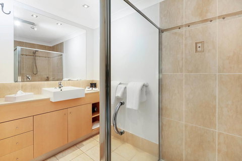 Mantra Aqueous On Port - Accommodation Ballina 11