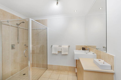 Mantra Aqueous On Port - Accommodation Ballina 18