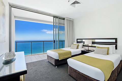 ULTIQA Air On Broadbeach - Accommodation Ballina 27