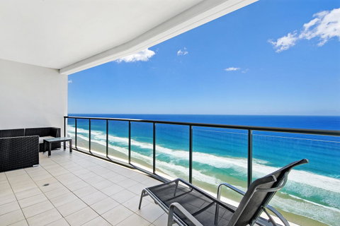ULTIQA Air On Broadbeach - Accommodation Ballina 14