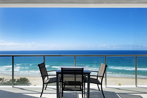 ULTIQA Air On Broadbeach - Accommodation Ballina 11