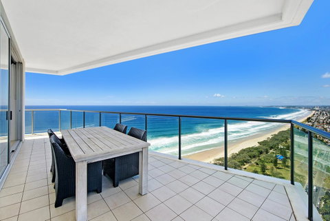 ULTIQA Air On Broadbeach - Accommodation Ballina 32