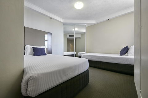 Novotel Surfers Paradise - Accommodation Ballina 12
