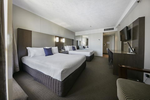 Novotel Surfers Paradise - Accommodation Ballina 11