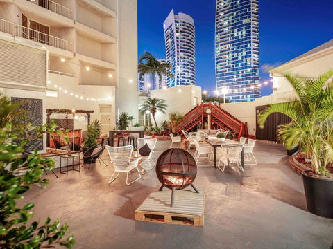 Novotel Surfers Paradise - Accommodation Ballina 0