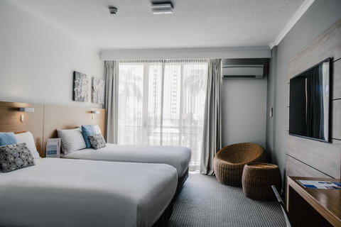 Novotel Cairns Oasis Resort - Accommodation Ballina 3