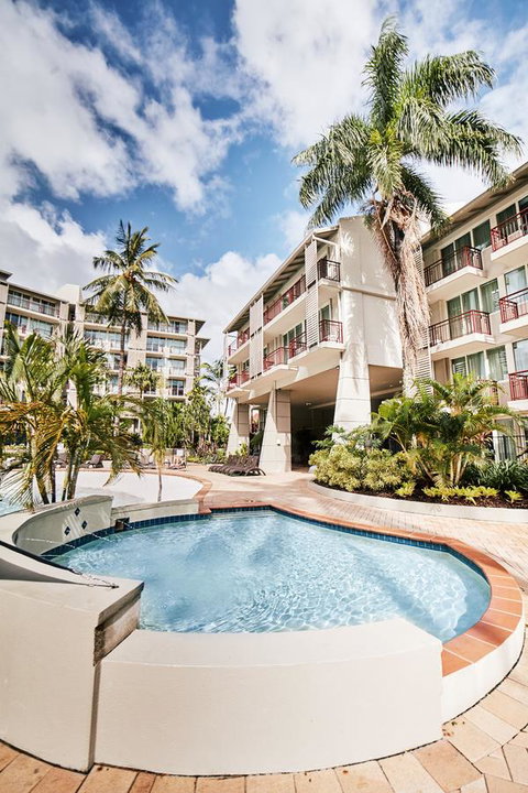 Novotel Cairns Oasis Resort - Accommodation Ballina 20